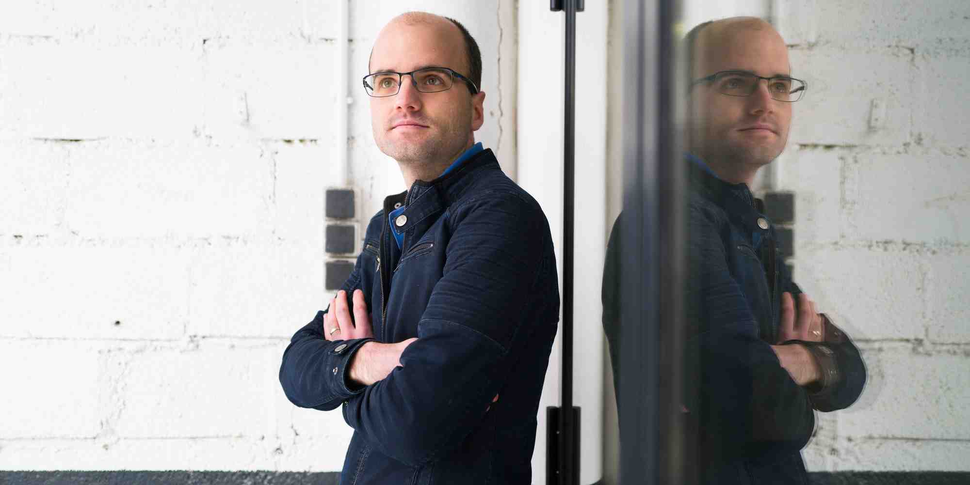 L'hacker éthique toulousain Baptise Robert aime découvrir l'envers du décor des applications numériques.