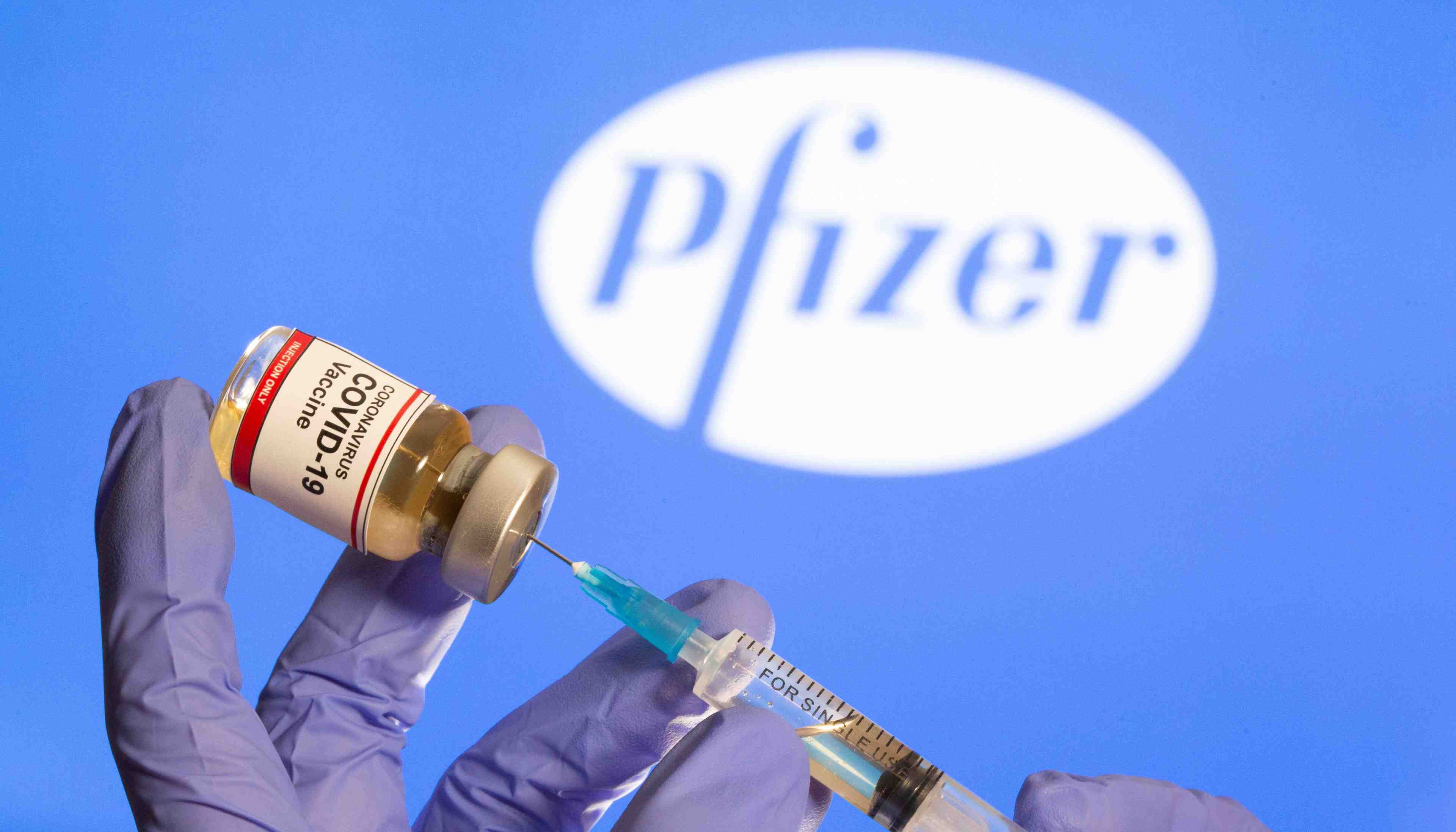 Coronavirus: l'ue proche de signer un accord avec pfizer sur son vaccin
