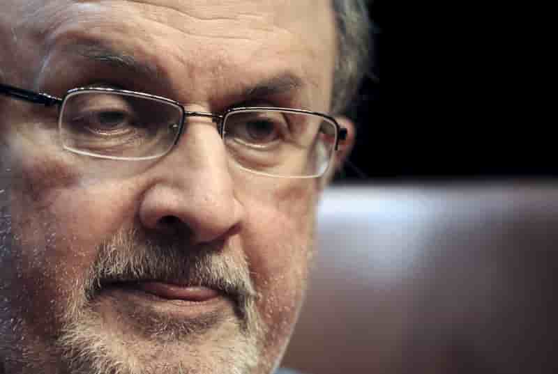 600.000 dollars ajoutes a la fatwa contre salman rushdie