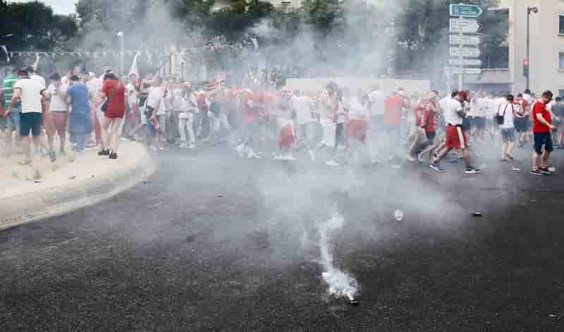 Euro 2016 : des supporters polonais condamnes a marseille