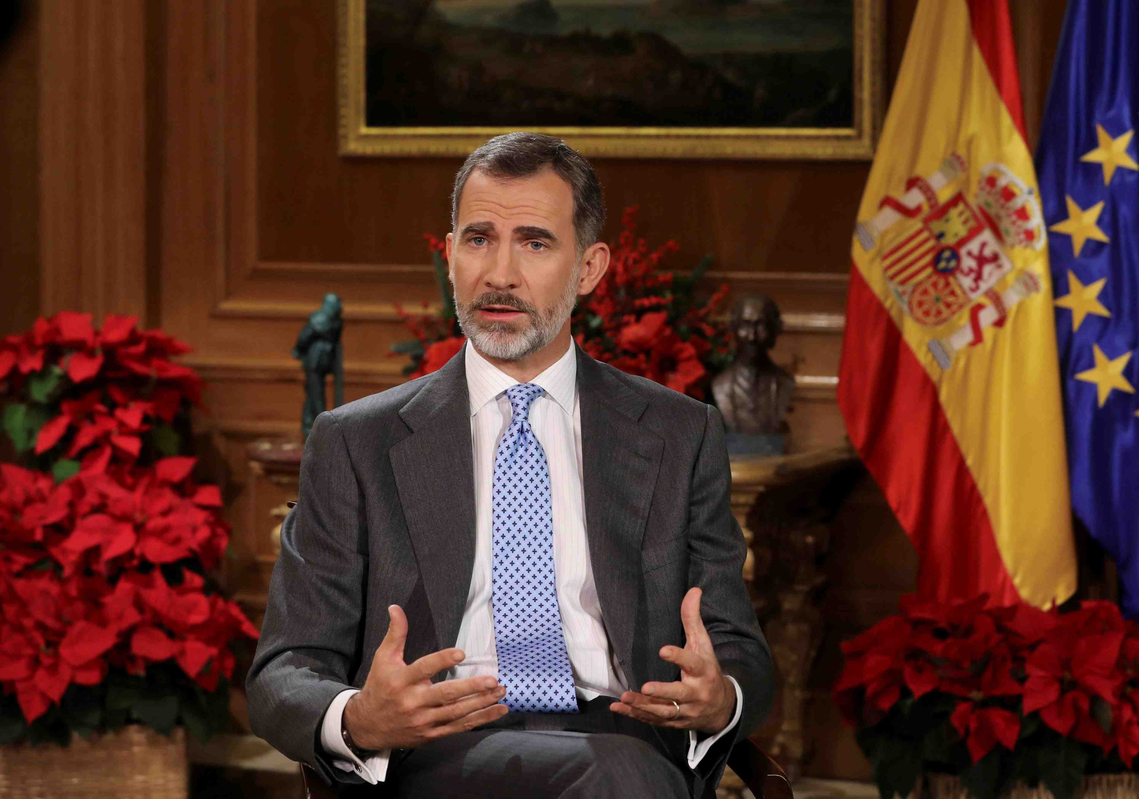 Le roi d'espagne appelle les partis catalans a la responsabilite
