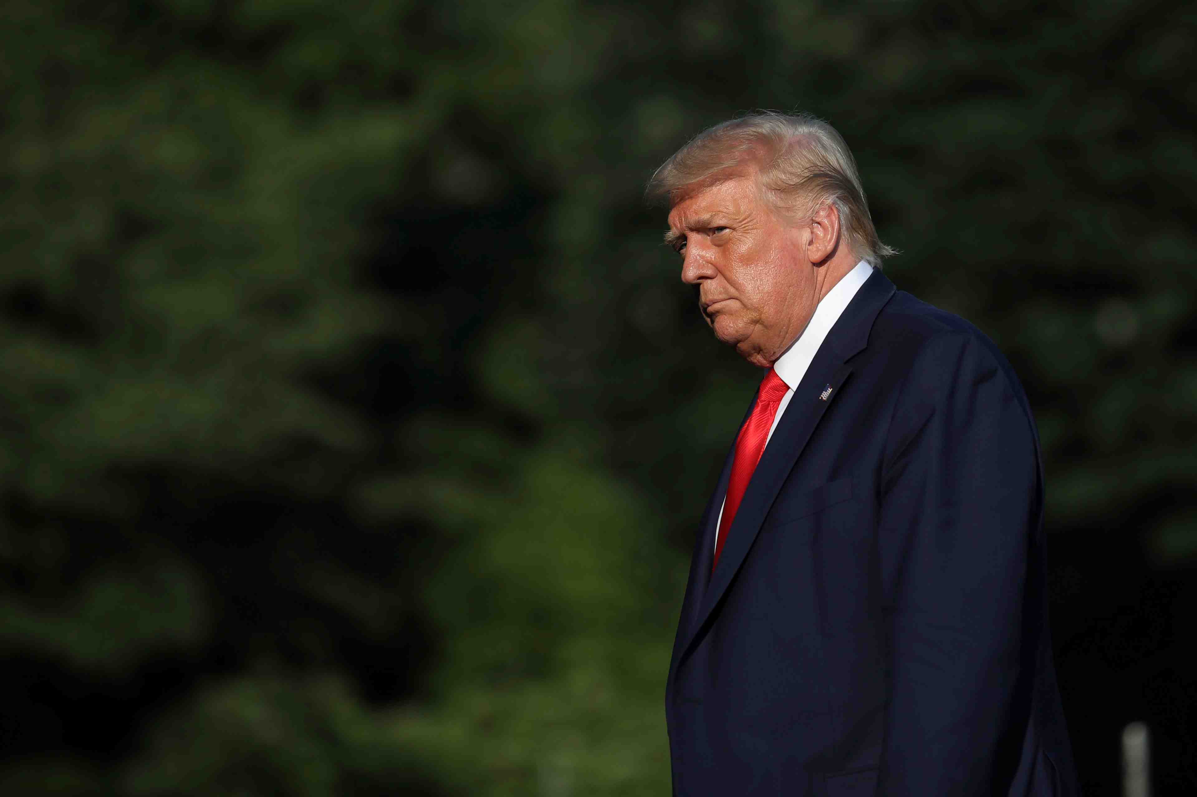 Trump n'exclut pas des sanctions contre des responsables chinois