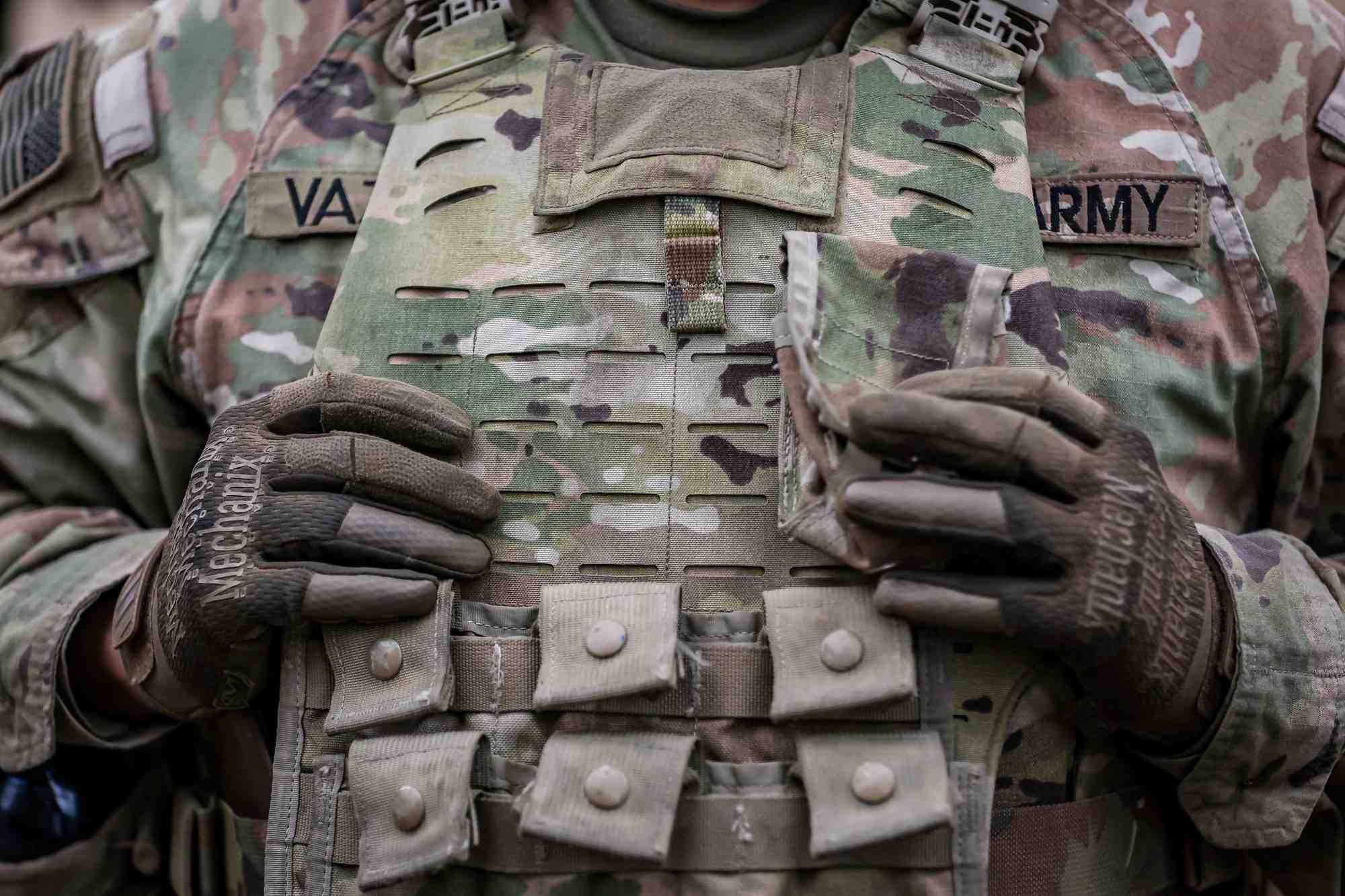 Un soldat de l'armee americaine lors d’un exercice de tir, en allemagne