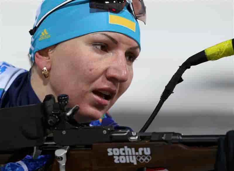 JO: l'Ukraine prend l'or du relais féminin de biathlon