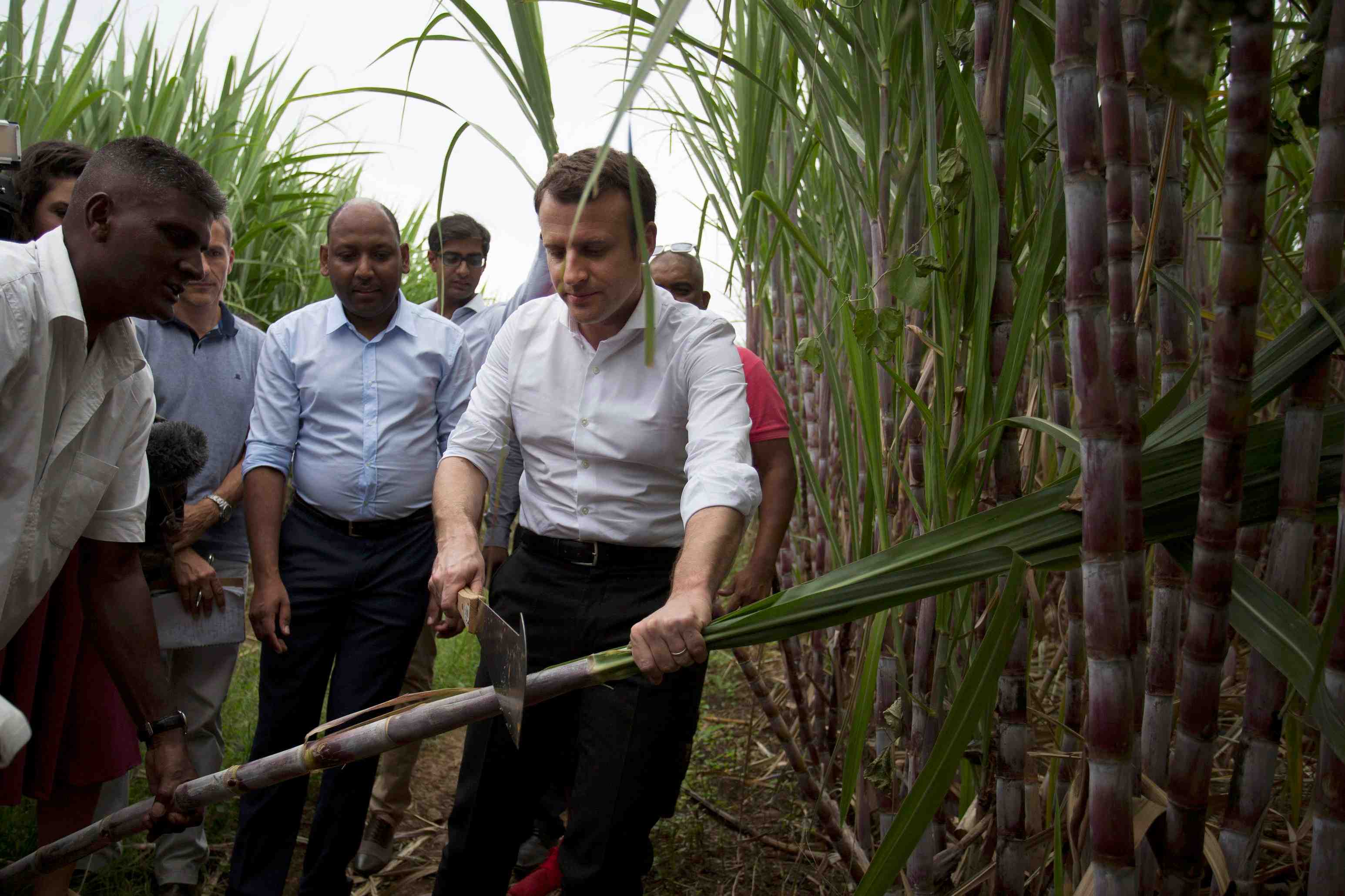 Macron a la chasse aux voix sur l'ile de la reunion