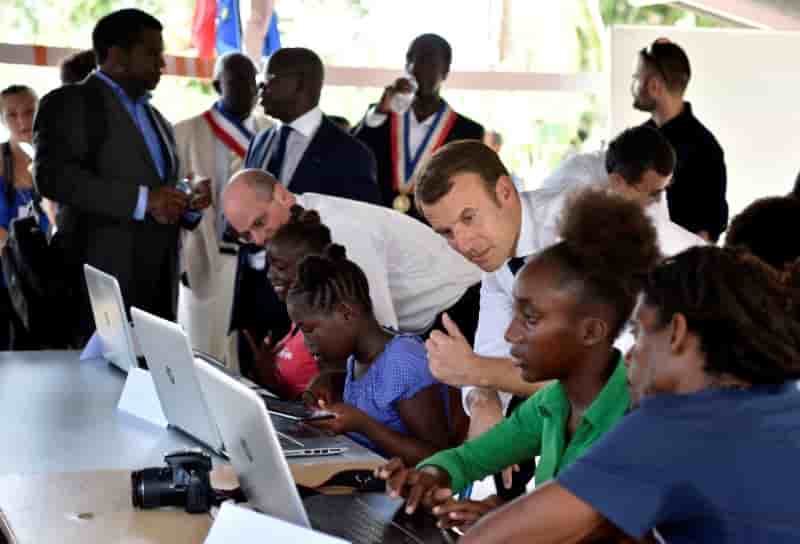Guyane: les promesses seront tenues sans ceder aux pressions-macron