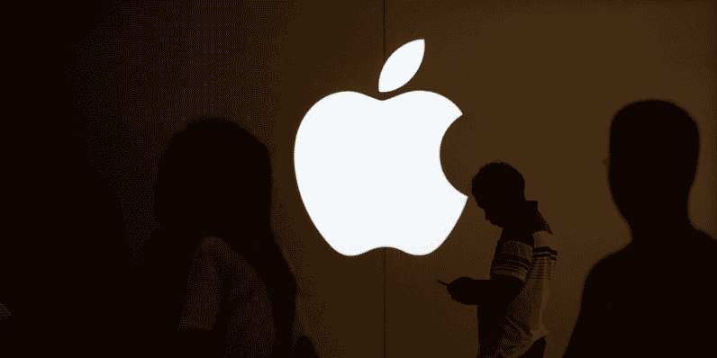 Un adolescent australien arrete pour avoir pirate des donnees d'apple