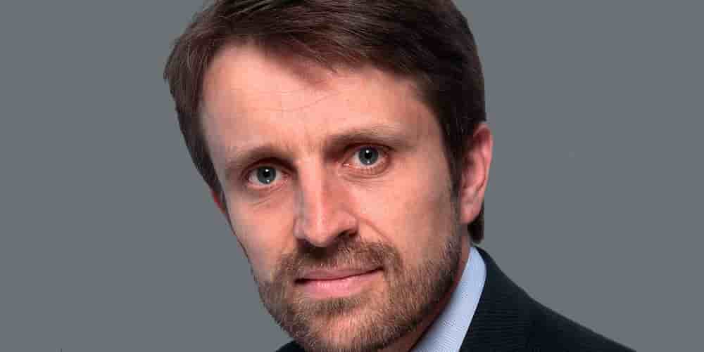 "Nous travaillons sur les technologies d'hybridation et les carburants alternatifs comme, par exemple, le méthane liquide, qui a la capacité de réduire les émissions de gaz effet de serre de 25%" (Franck Saudo, PDG de Safran Helicopter Engines)