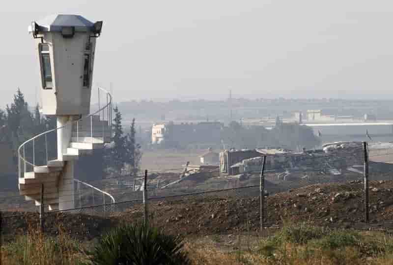 A alep, les rebelles bombardent la base militaire de nairab