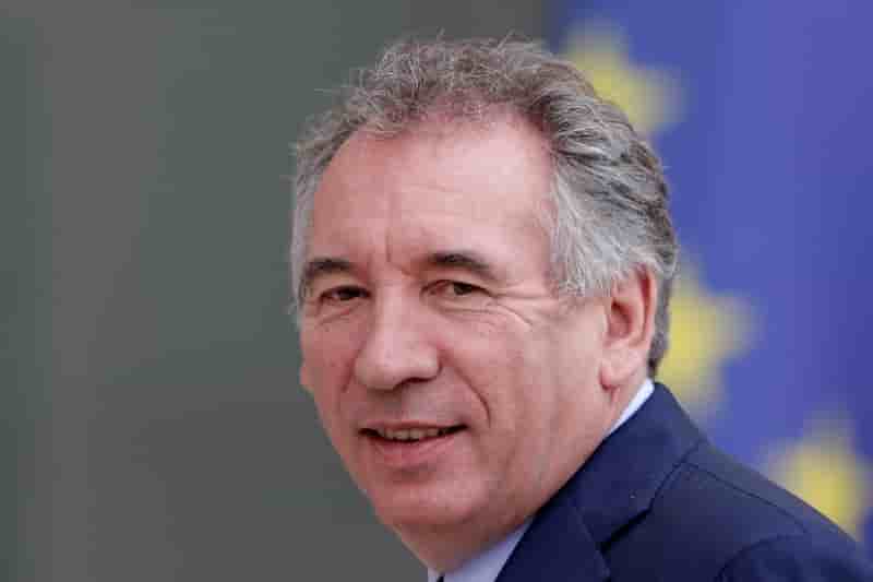 Debut des consultations de bayrou pour moraliser la vie publique