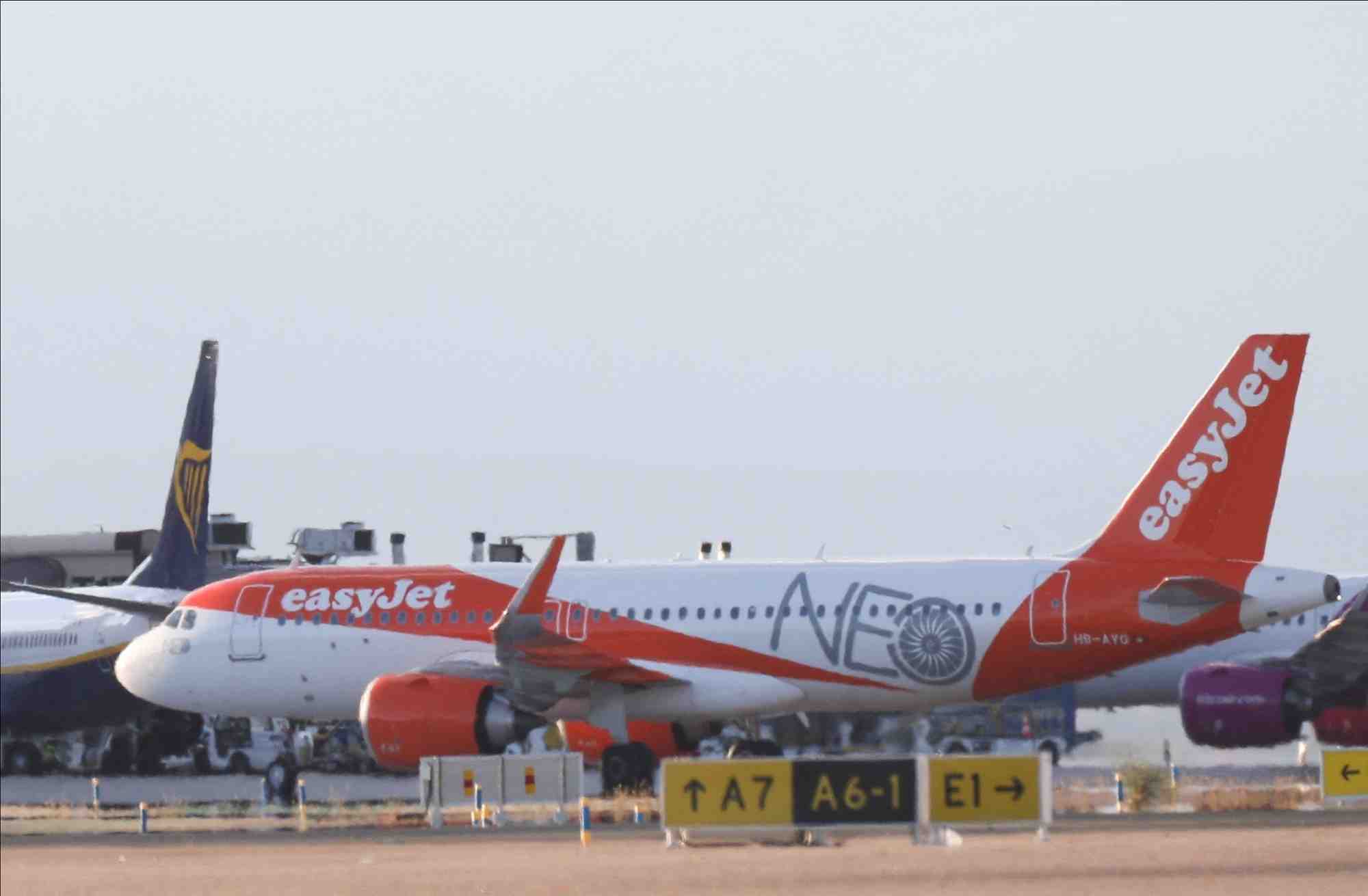 Easyjet se projette sur une flotte de plus de 450 appareils à l'horizon 2034, dont une majorité d'A320 NEO et d'A321 NEO.