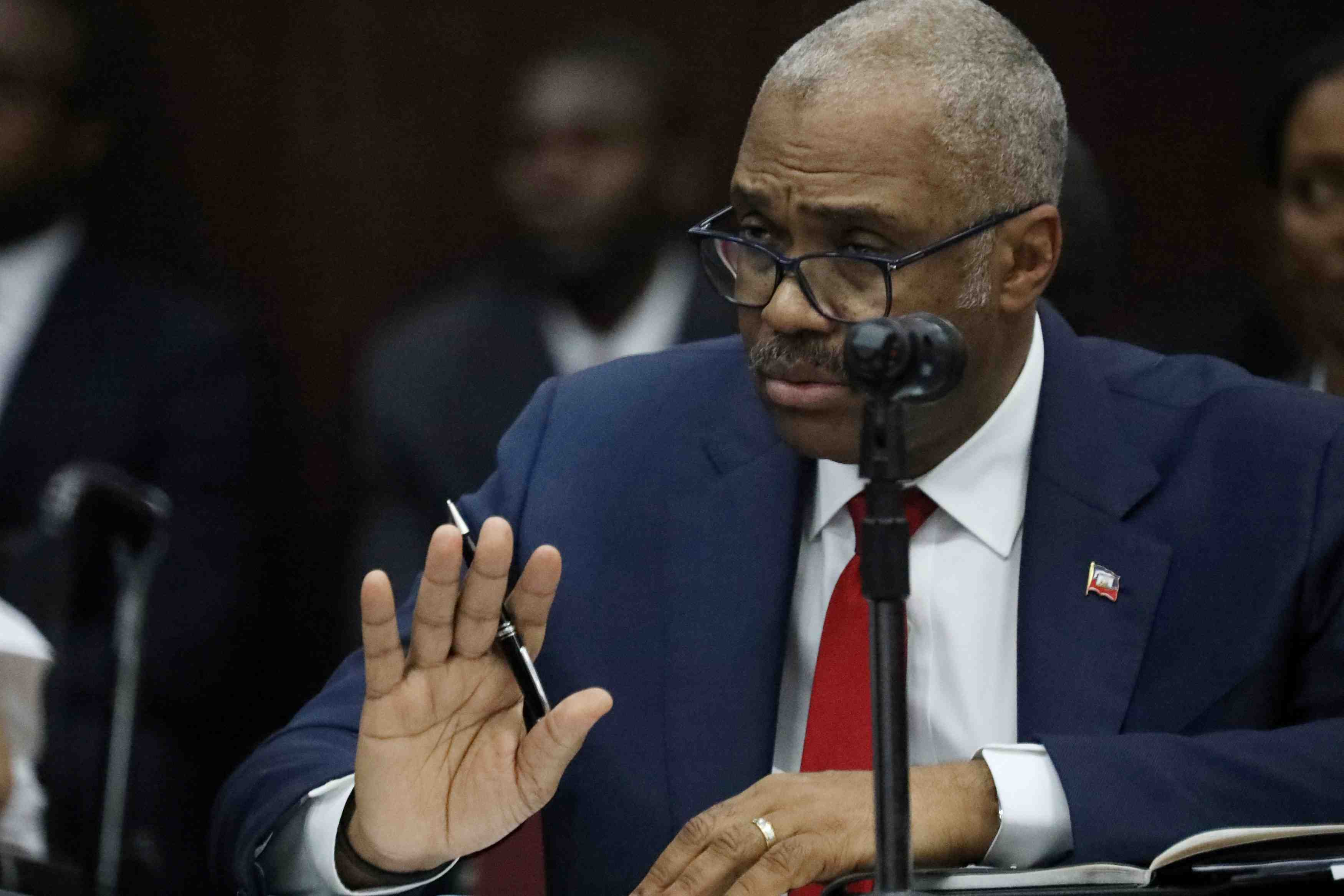 Demission du pm haitien apres de nouvelles manifestations