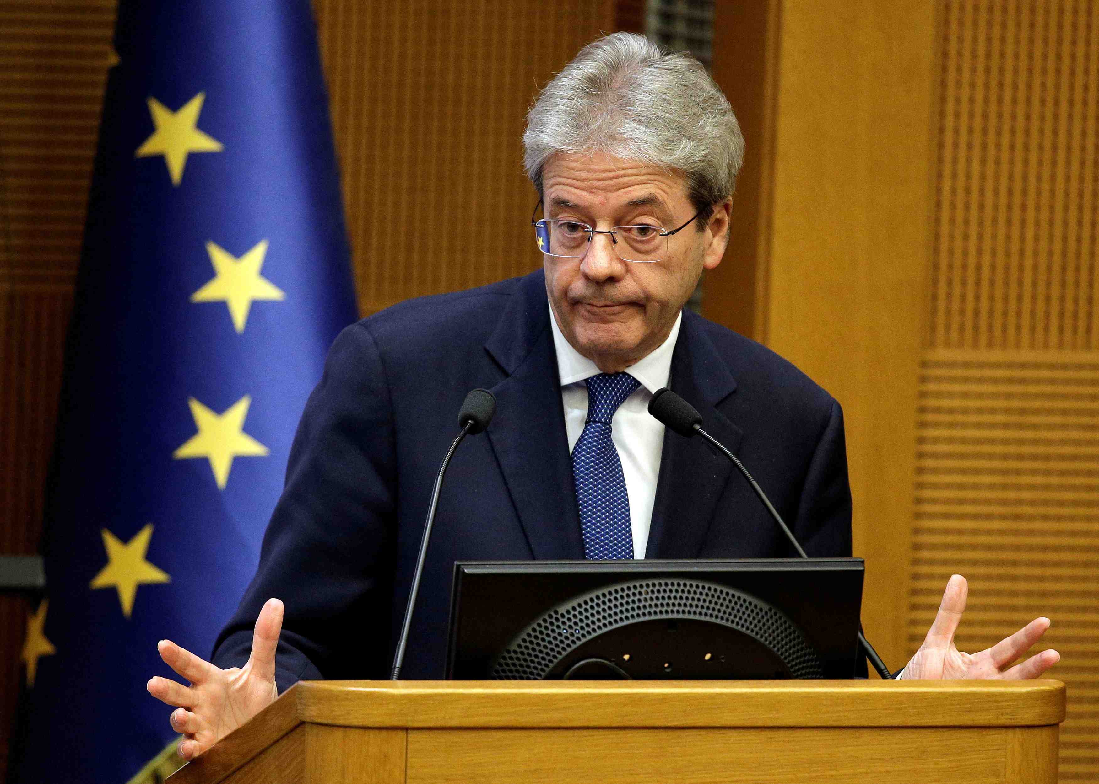 Union europeenne: gentiloni vise des plafonds nationaux de dette dans la reforme du pacte de stabilite