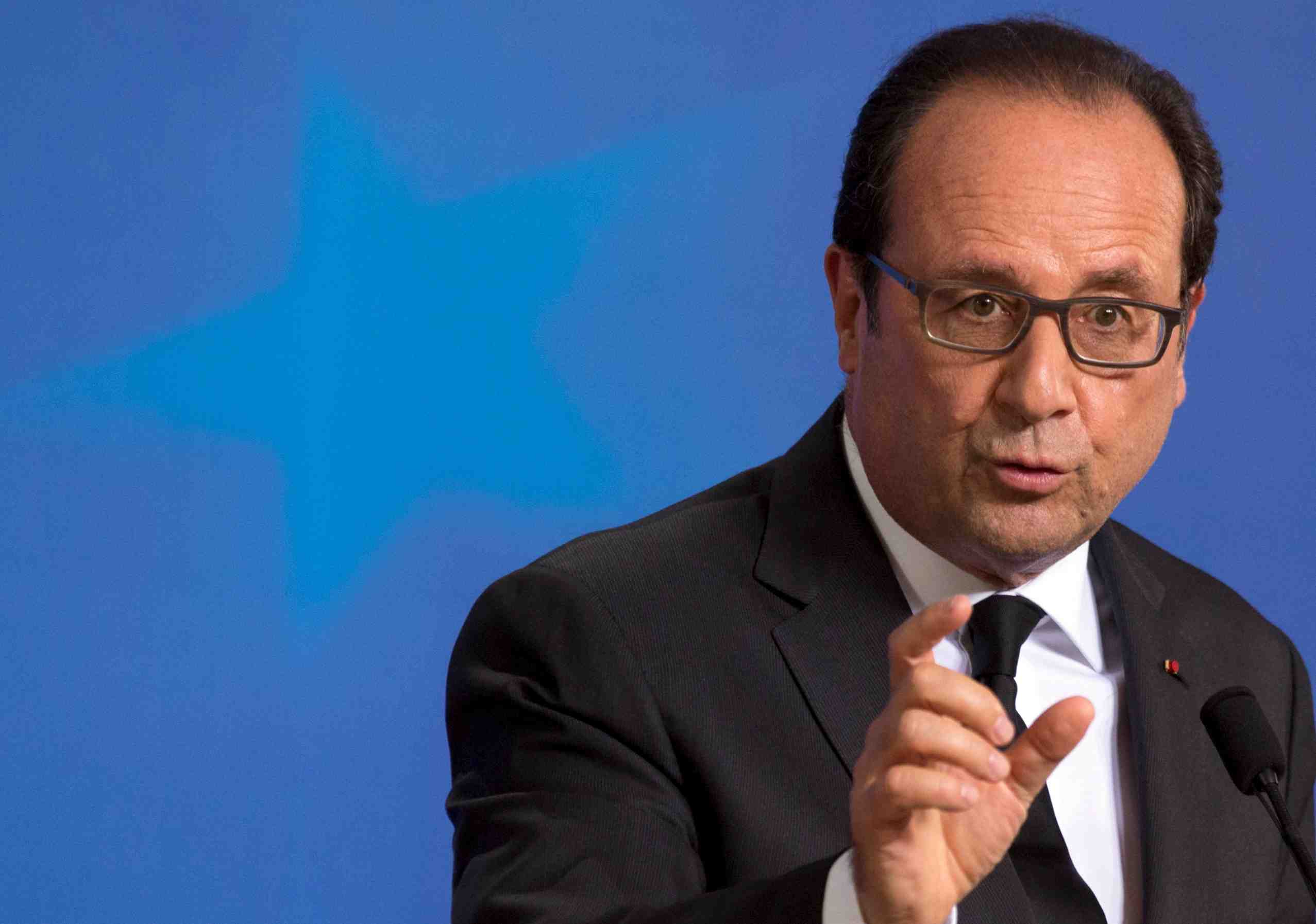 Prise de risque politique sur la grece payante pour hollande