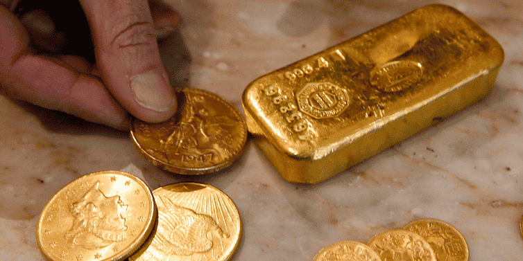 La banque américaine JP Morgan voit même l'or atteindre les 2.300 dollars l'once.
