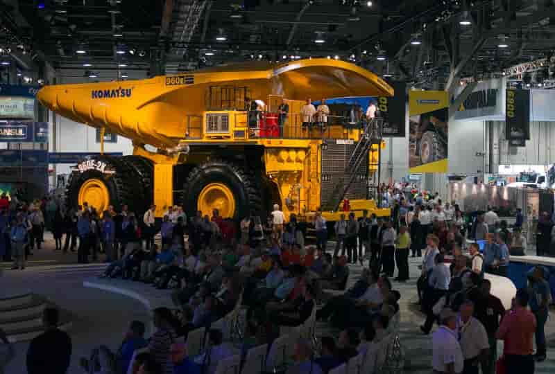 Le japonais komatsu va racheter l'americain joy global