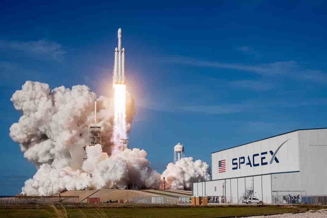 SpaceX Falcon Heavy Elon Musk CNES