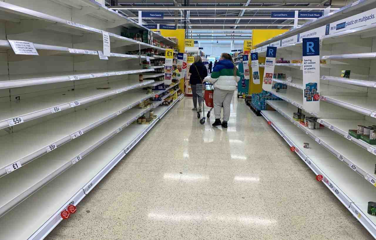 Le Royaume-Uni importe 30% de ses aliments de l'Union européenne qu'il vient de quitter, et plus de 10% de pays tiers avec lesquels l'Union européenne a conclu des accords.