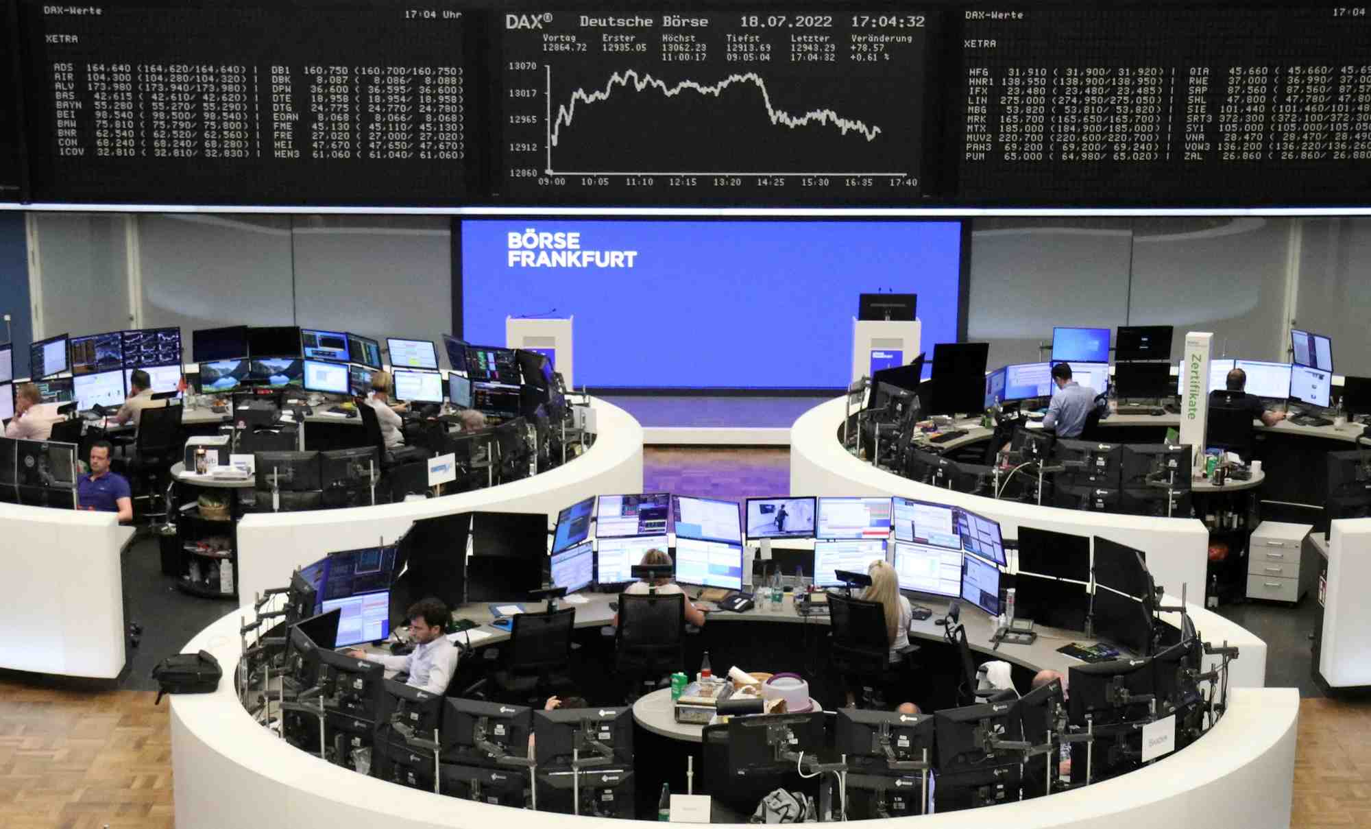 Les actions en europe montent timidement, vigilance sur l'italie