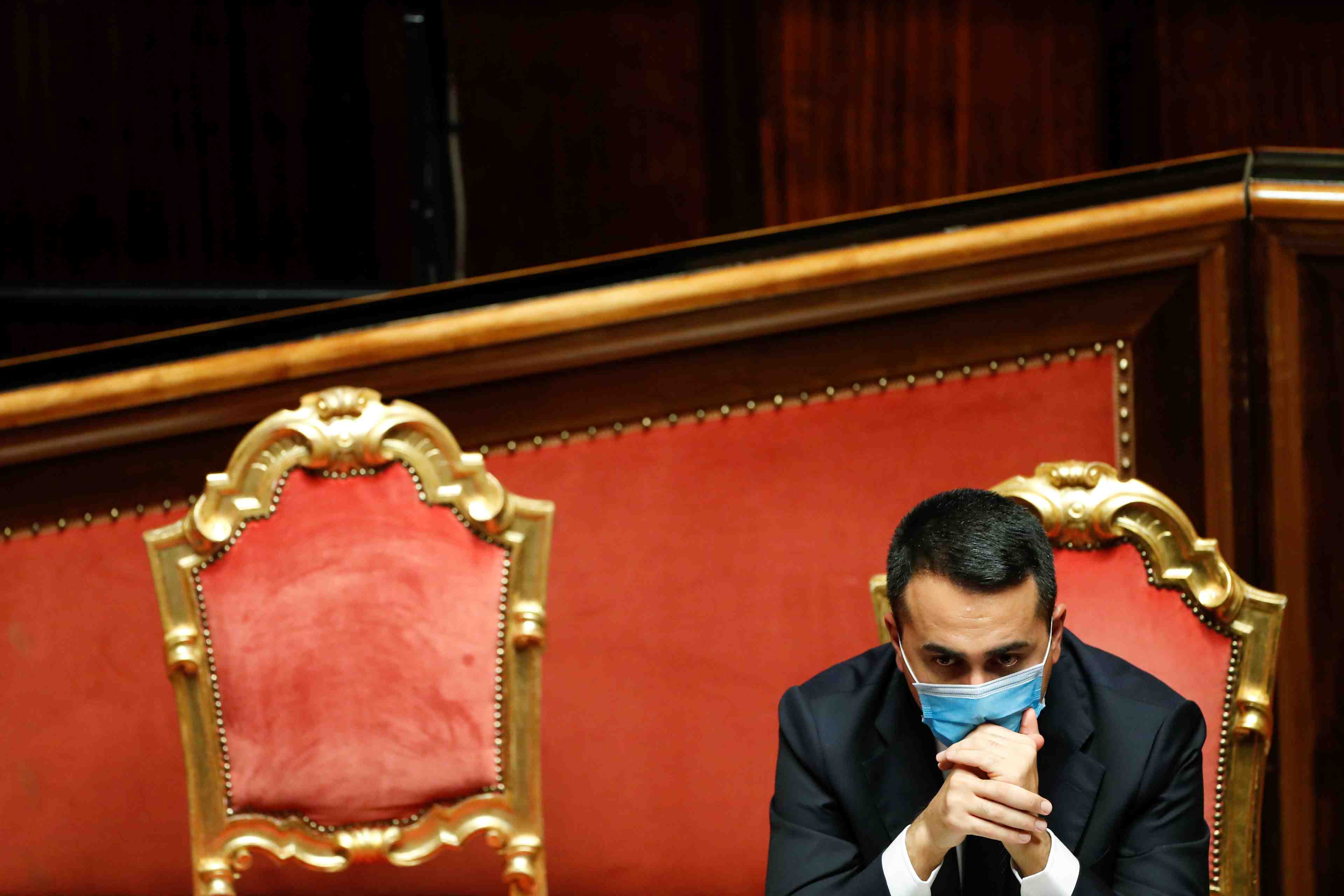 L'italie poursuit les laboratoires pour securiser les doses de vaccins