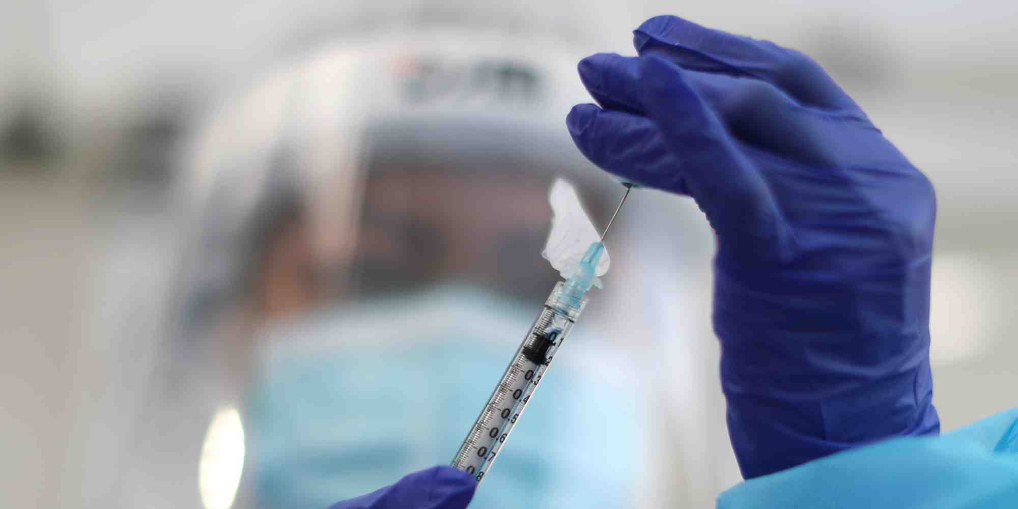 Coronavirus: le vaccin pfizer/biontech est efficace sur les variants anglais et sud-africain, selon une etude
