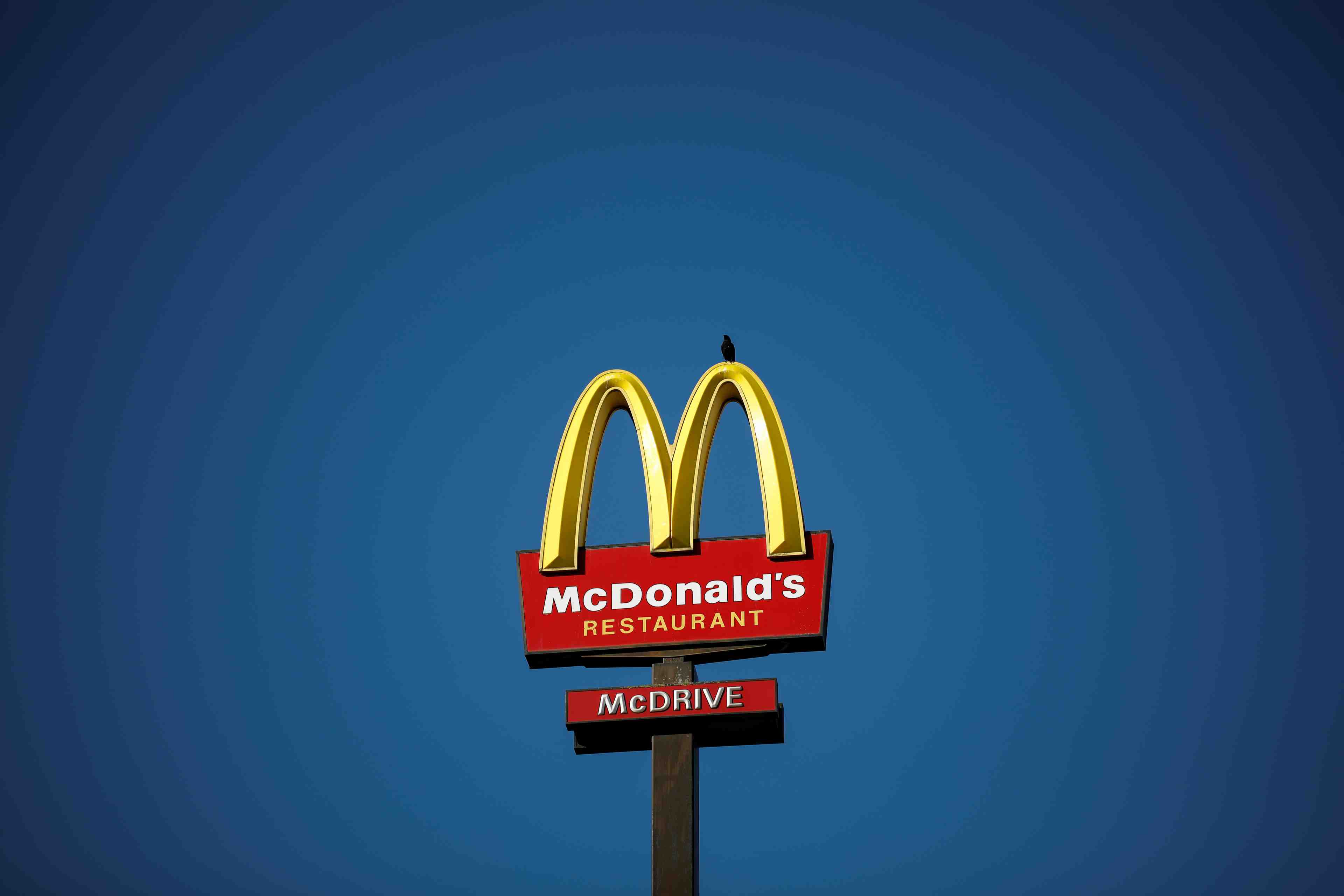 Les ventes de mcdonald's grimpent, la pandemie s'eloigne