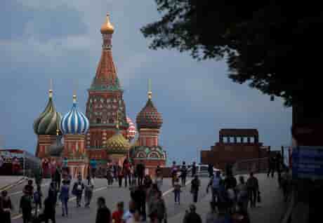 Une semaine d'arret de travail decretee a moscou pour contrer l'epidemie