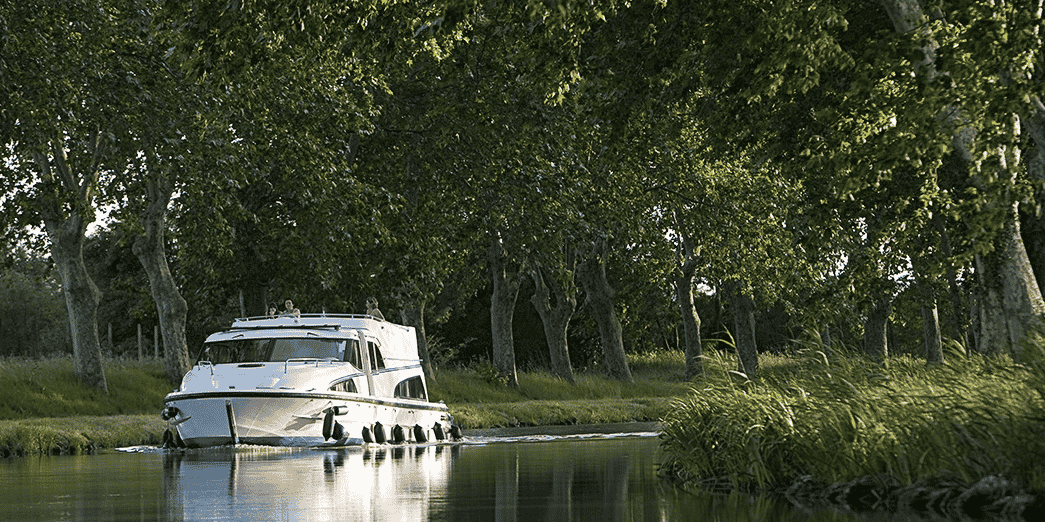 Location de bateaux fluviaux The Boat, sur le Canal du Midi