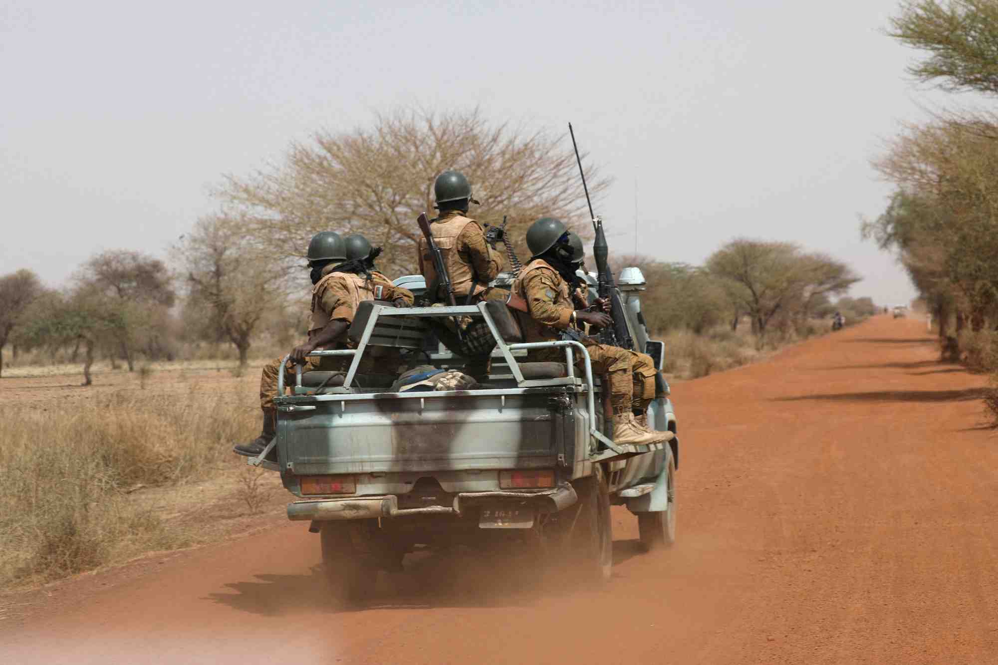 Burkina faso: 13 soldats et volontaires tues par des islamistes