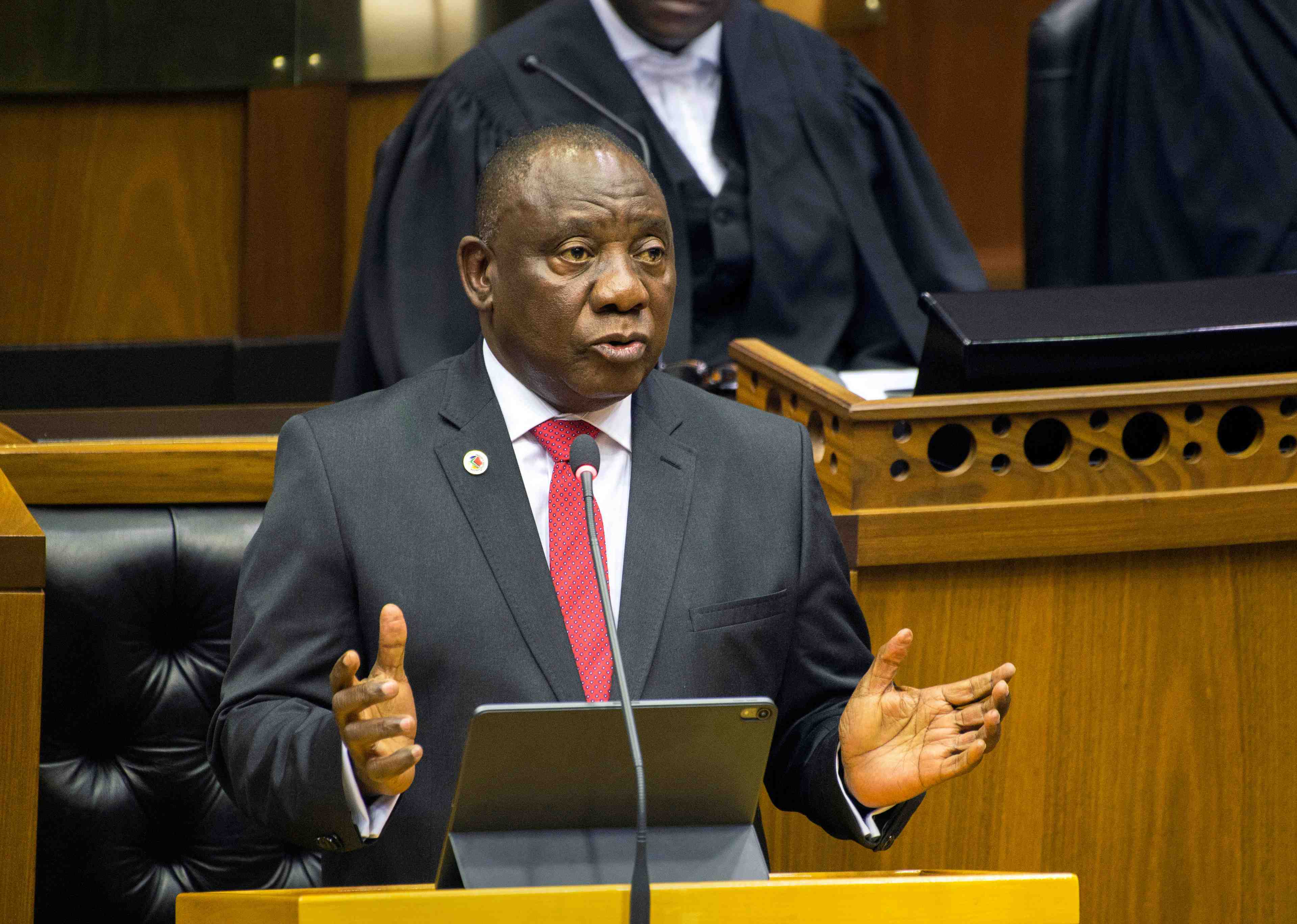 Afsud: le president ramaphosa aurait trompe le parlement