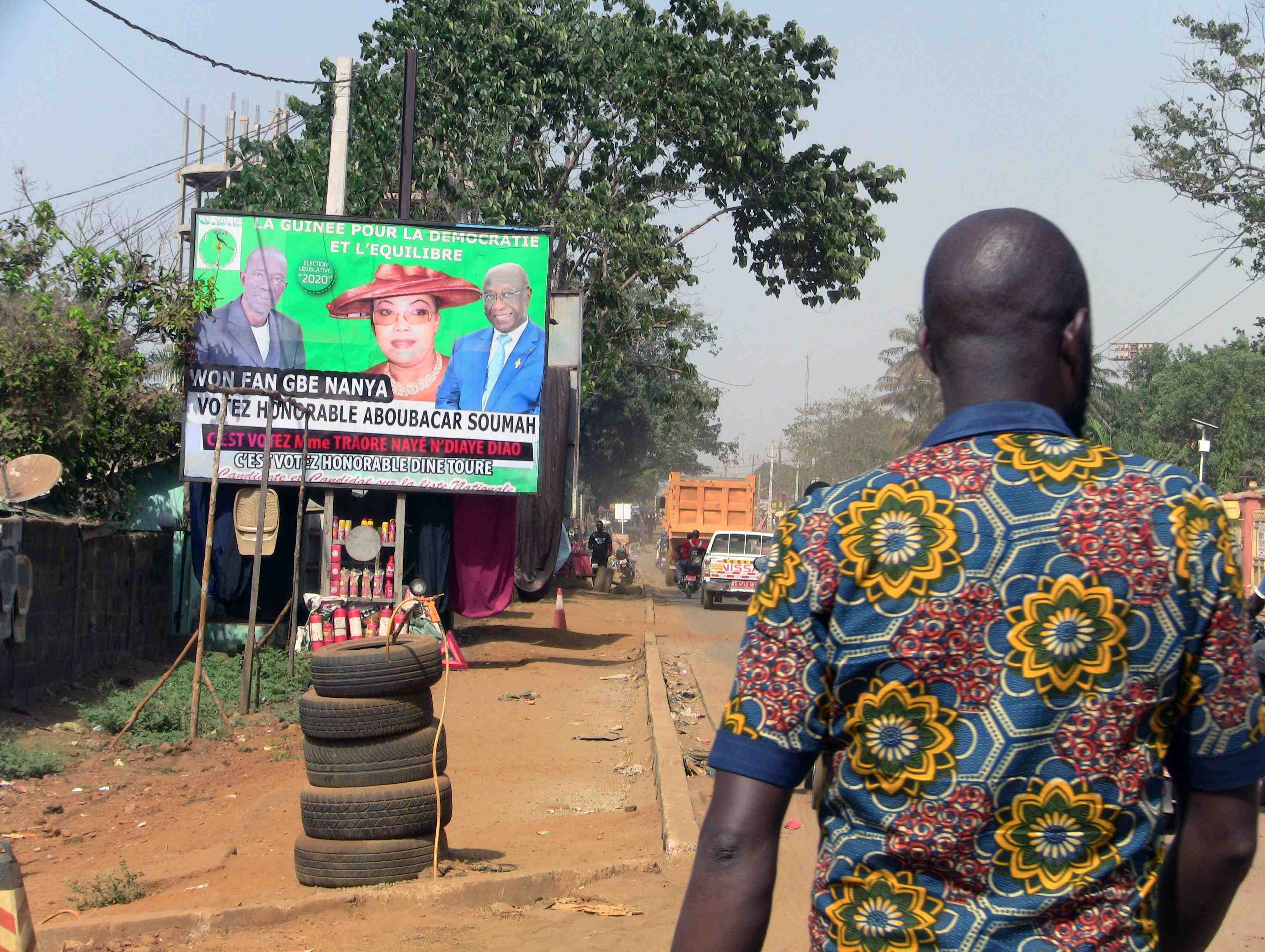 "leger report" du referendum et des legislatives en guinee