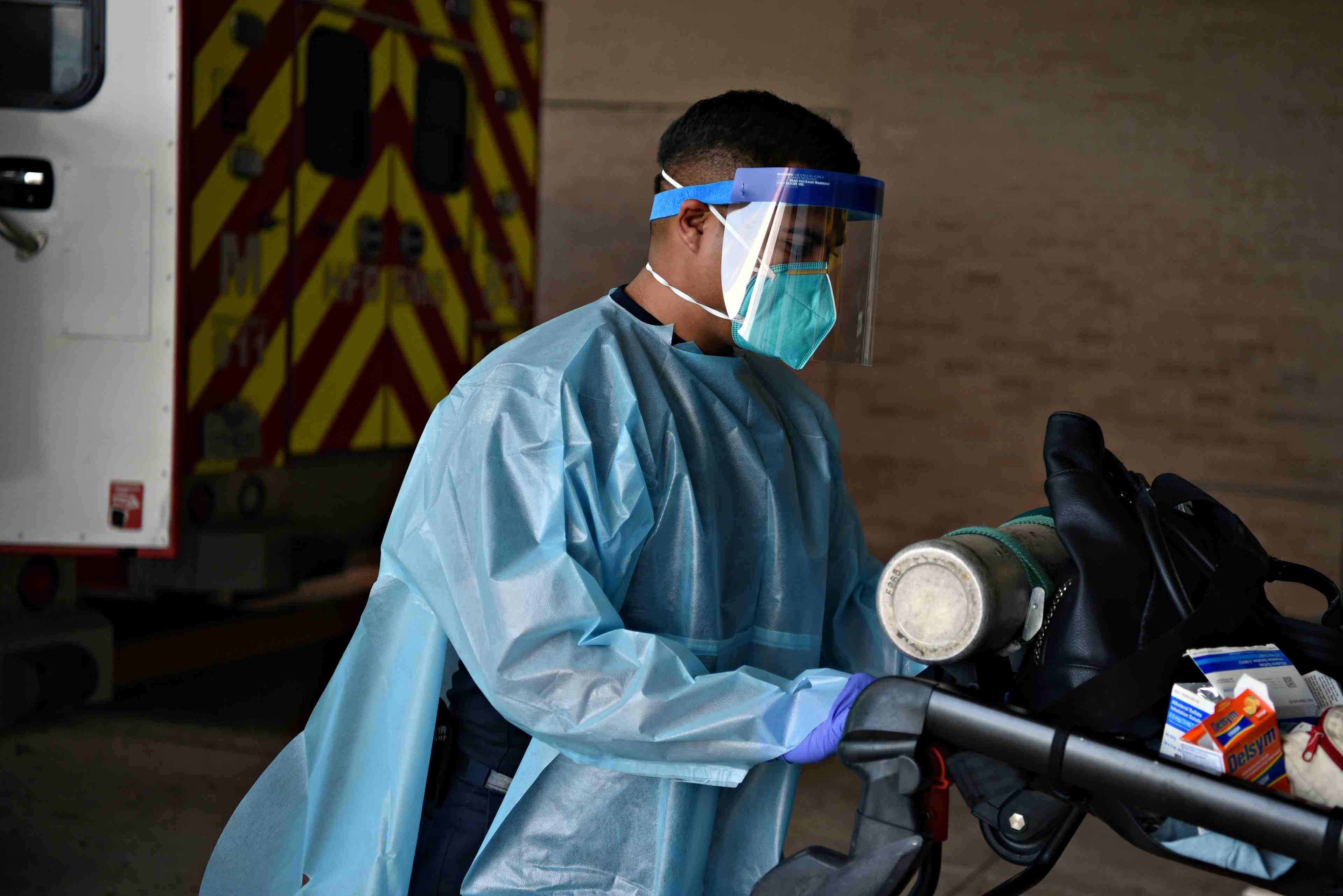 Aux etats-unis, les cdc enregistrent 1.006 deces en 24h