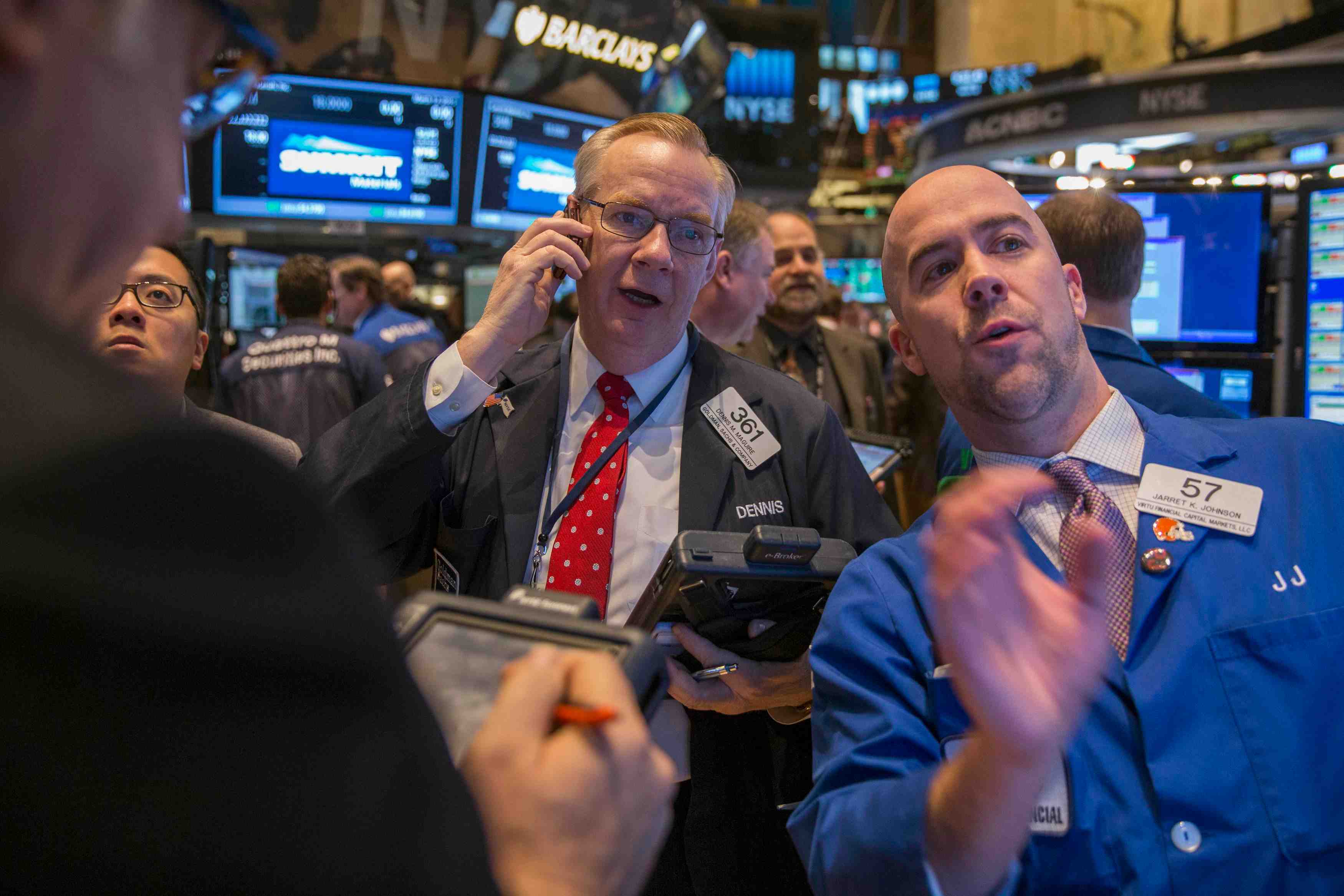 Wall street ouvre dans le rouge