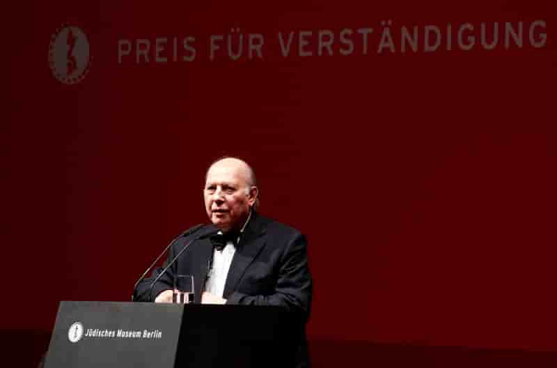 Deces d'imre kertesz, ecrivain hongrois prix nobel de litterature 2002