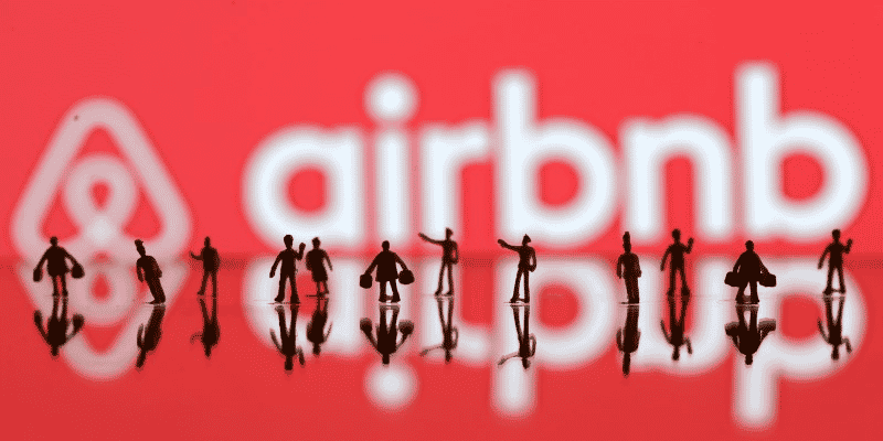 Airbnb propose aujourd'hui "plus de 6 millions de lieux (...) dans près de 100.000 villes et 191 pays", selon le site du groupe.
