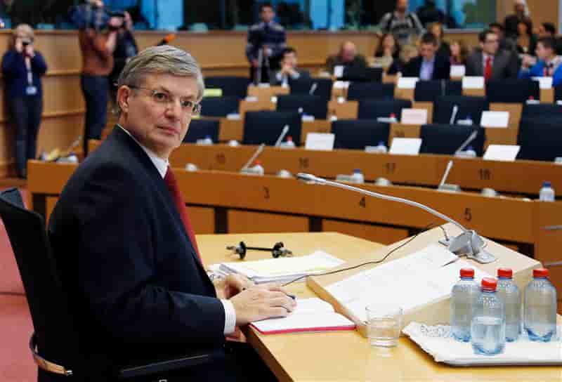 Douze pays de l'UE en appellent à la Commission sur le maïs OGM