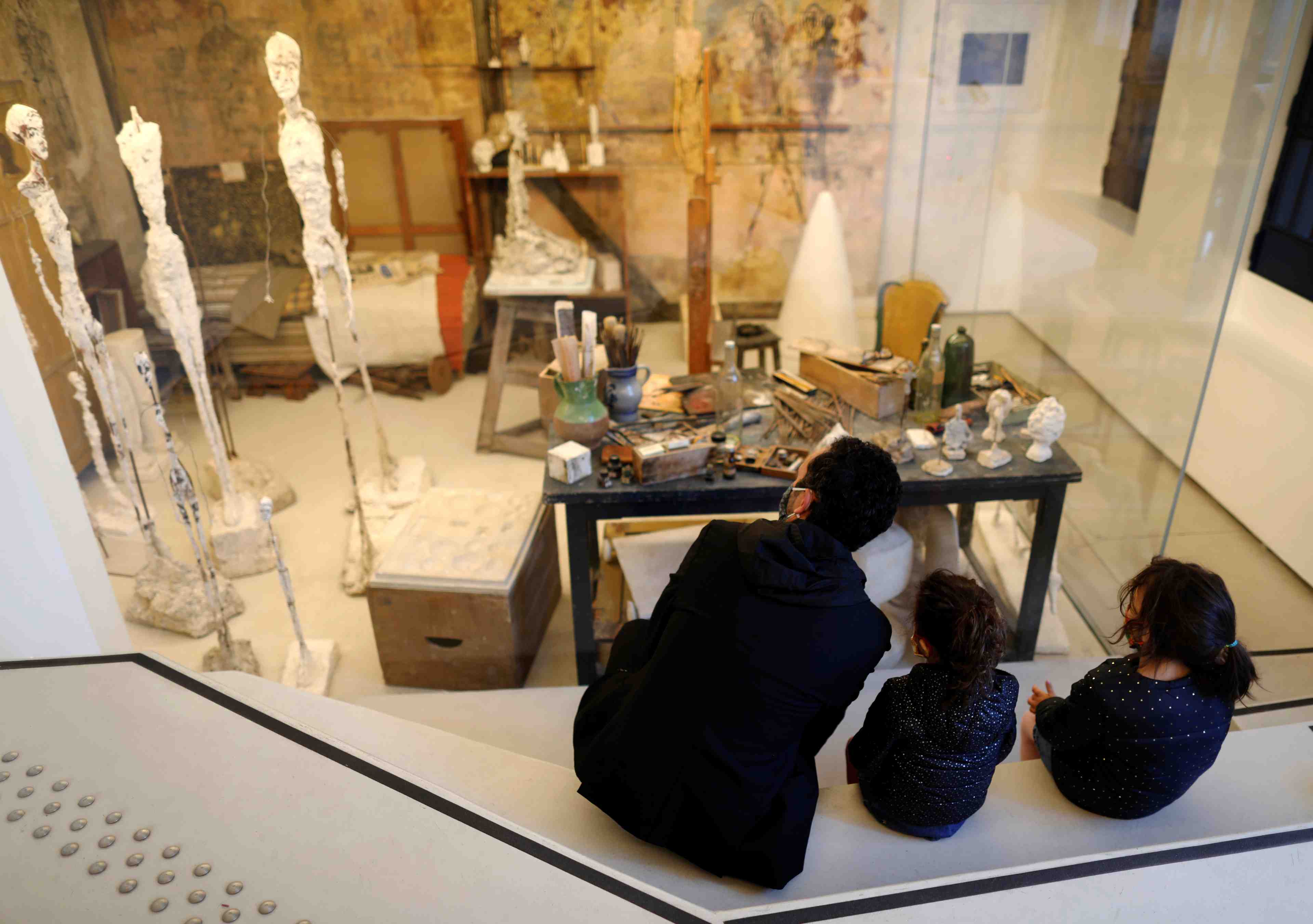 L'art sans la foule : le musee giacometti rouvre au public
