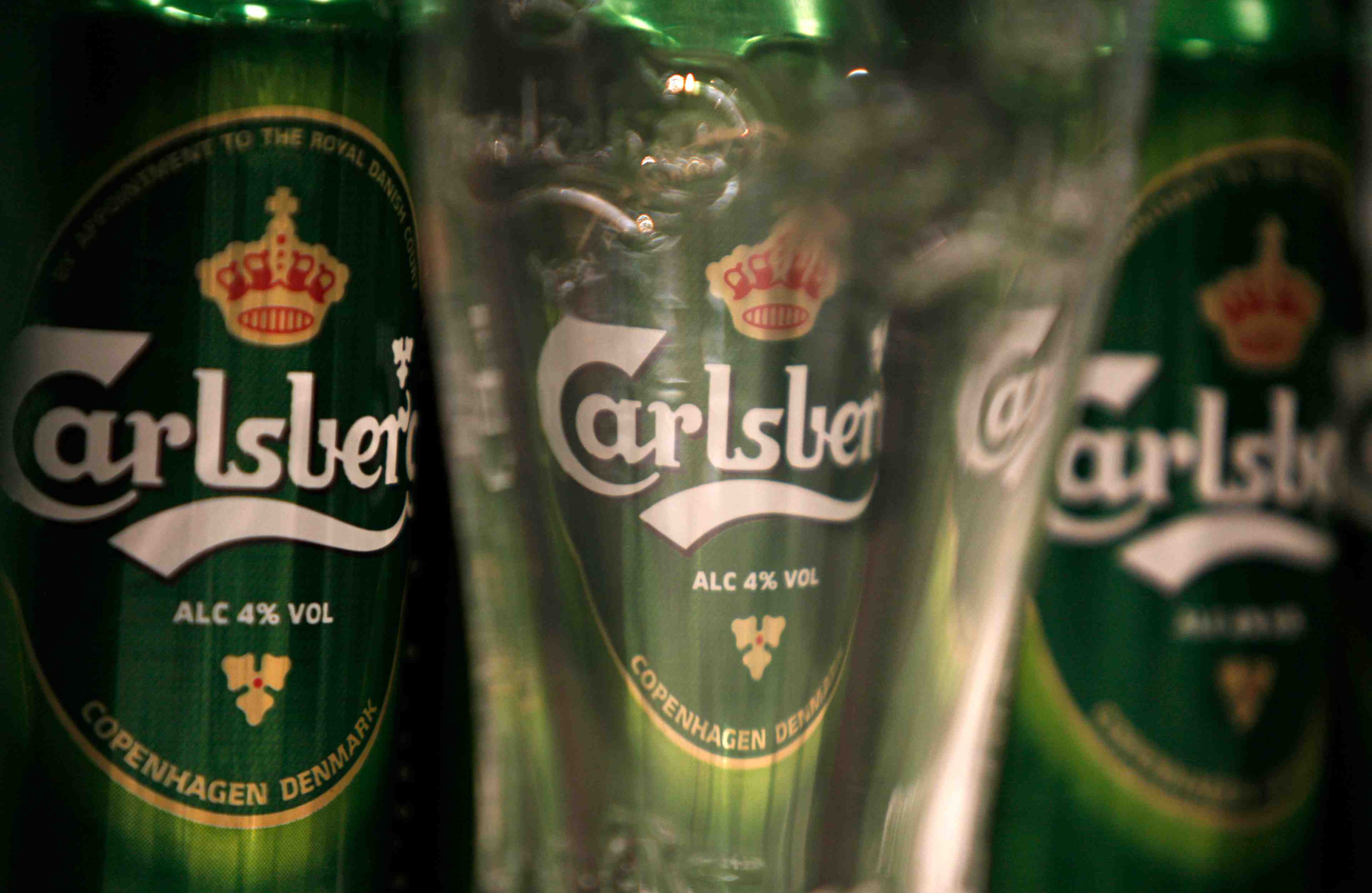 Carlsberg a limite les degats au premier semestre, le titre grimpe
