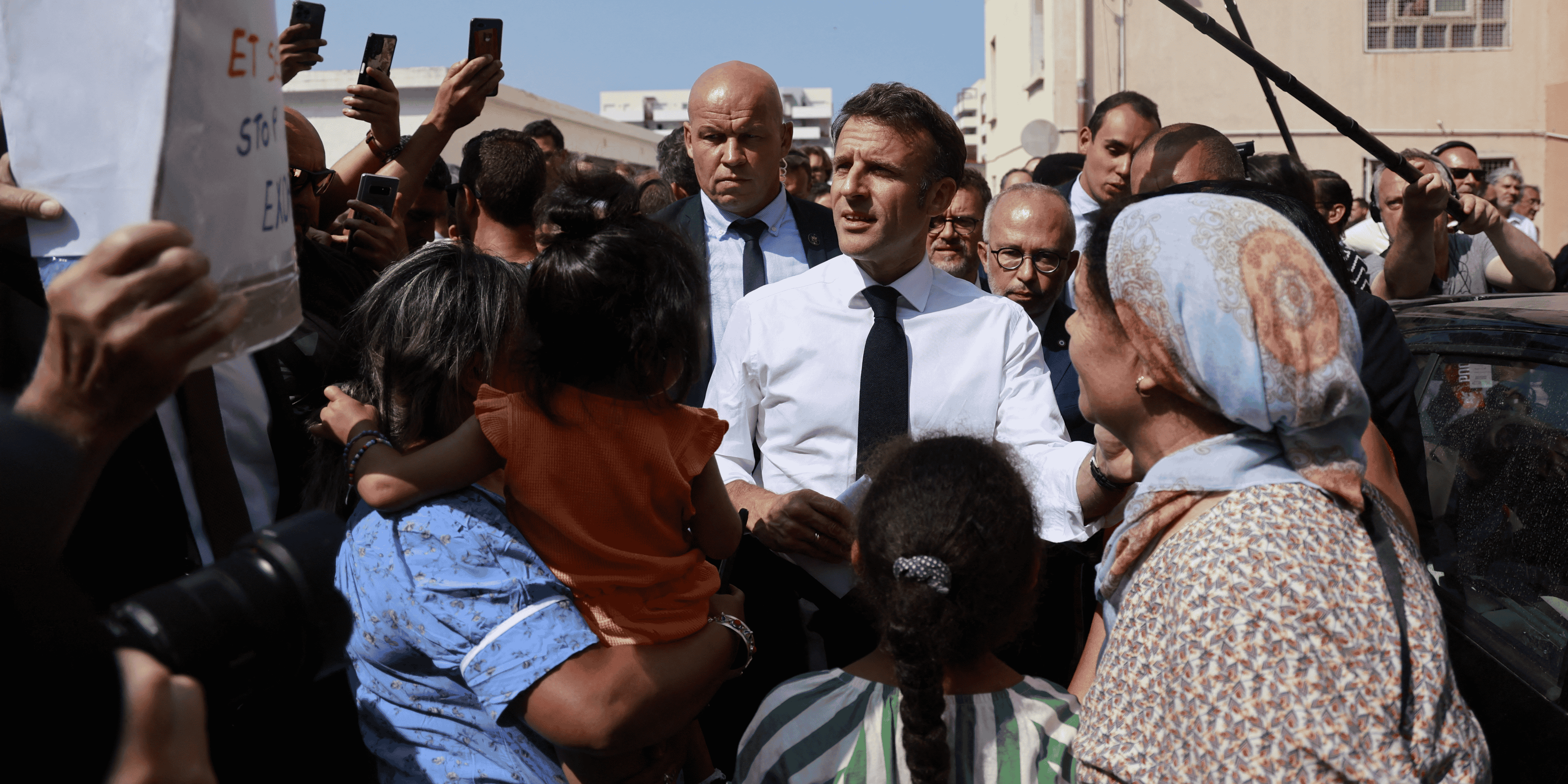 Emmanuel macron lors d'un deplacement a marseille
