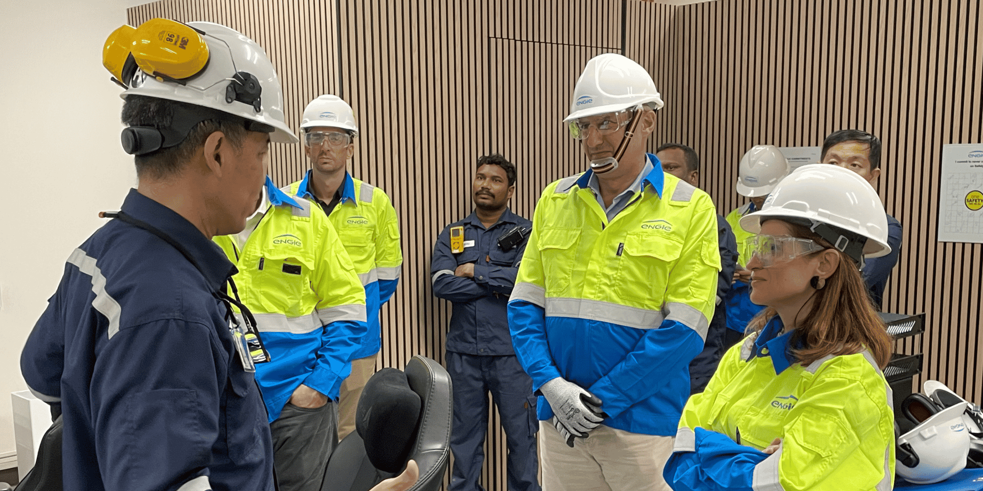 Le Lot-et-Garonnais Pierre Cheyron, au centre, dirige les activités d'Engie Energy Solutions pour toute la zone Afrique - Moyen-Orient - Asie.