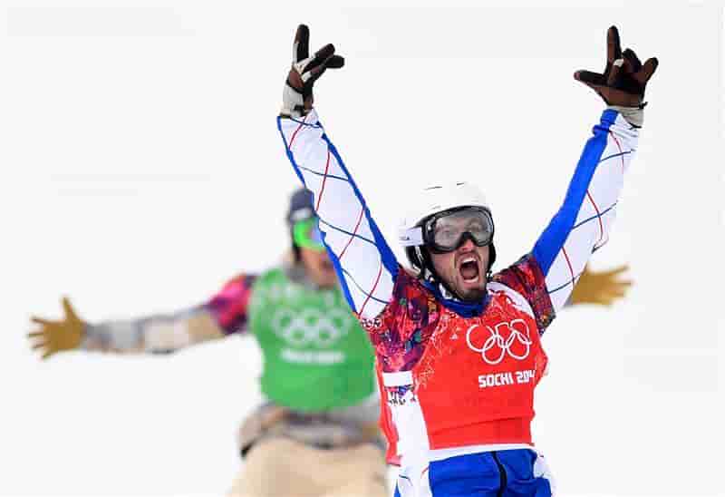 JO: Pierre Vaultier revient de loin pour glaner l'or