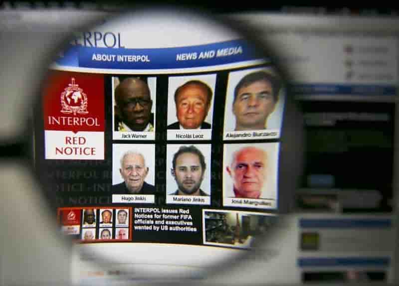 Un accuse dans le scandale de la fifa plaide non coupable