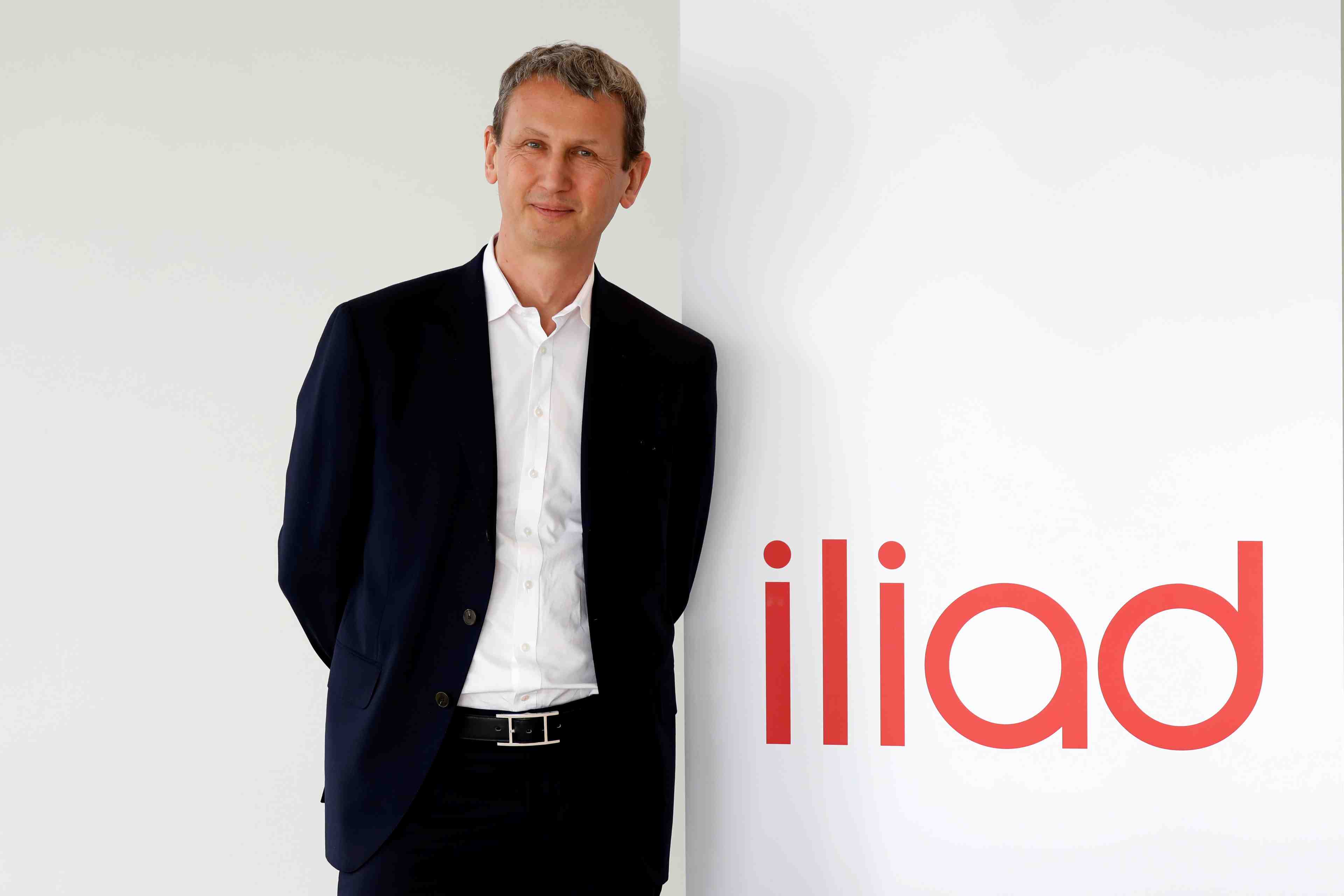 L'amf sanctionne iliad et son ancien dg maxime lombardini