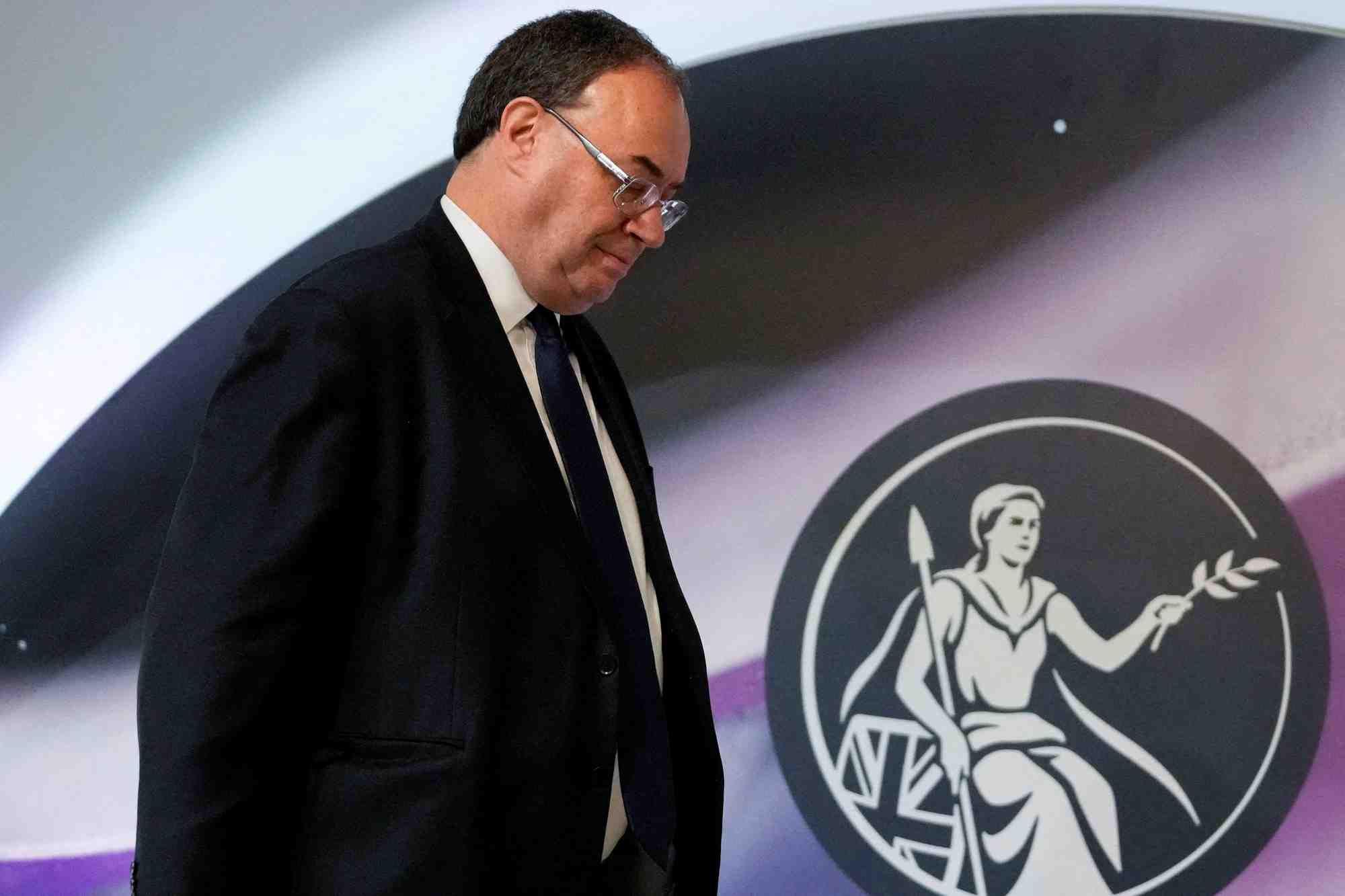 La banque d'angleterre a d'autres options que d'agir avec force, dit bailey