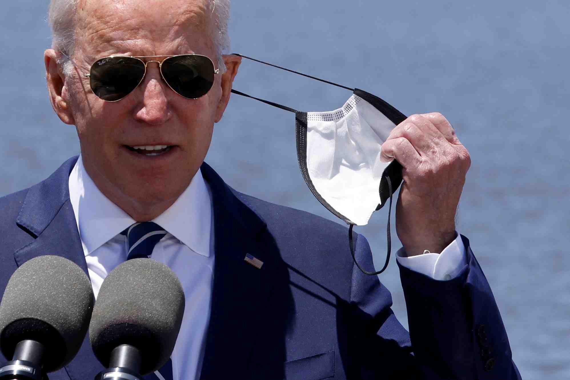 Un impot sur les societes de 25% a 28% pourrait payer les investissements, dit biden
