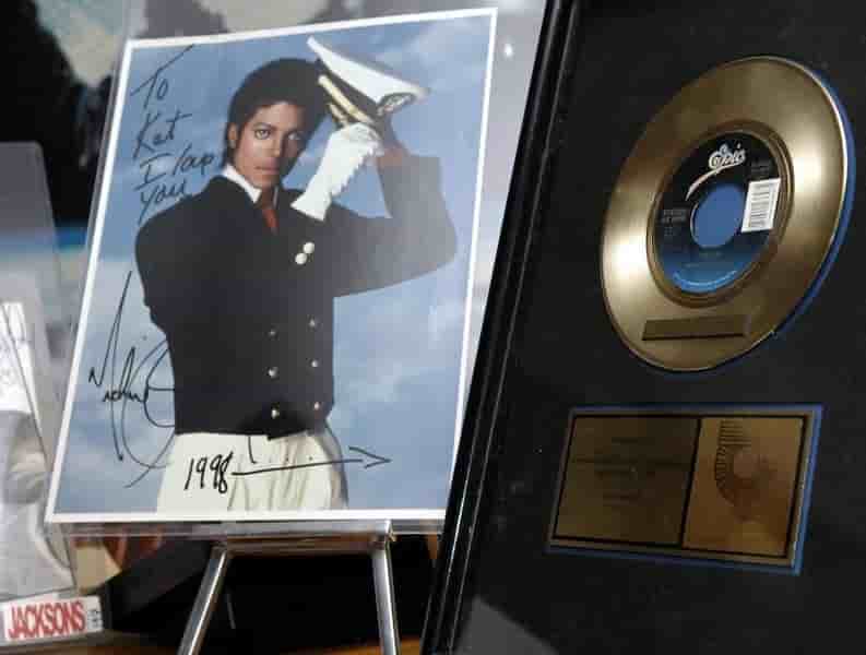 "thriller" de michael jackson franchit la barre des 100 millions