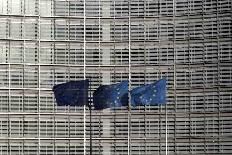 Coronavirus: l'ue mobilise un fonds d'urgence dans la course aux vaccins
