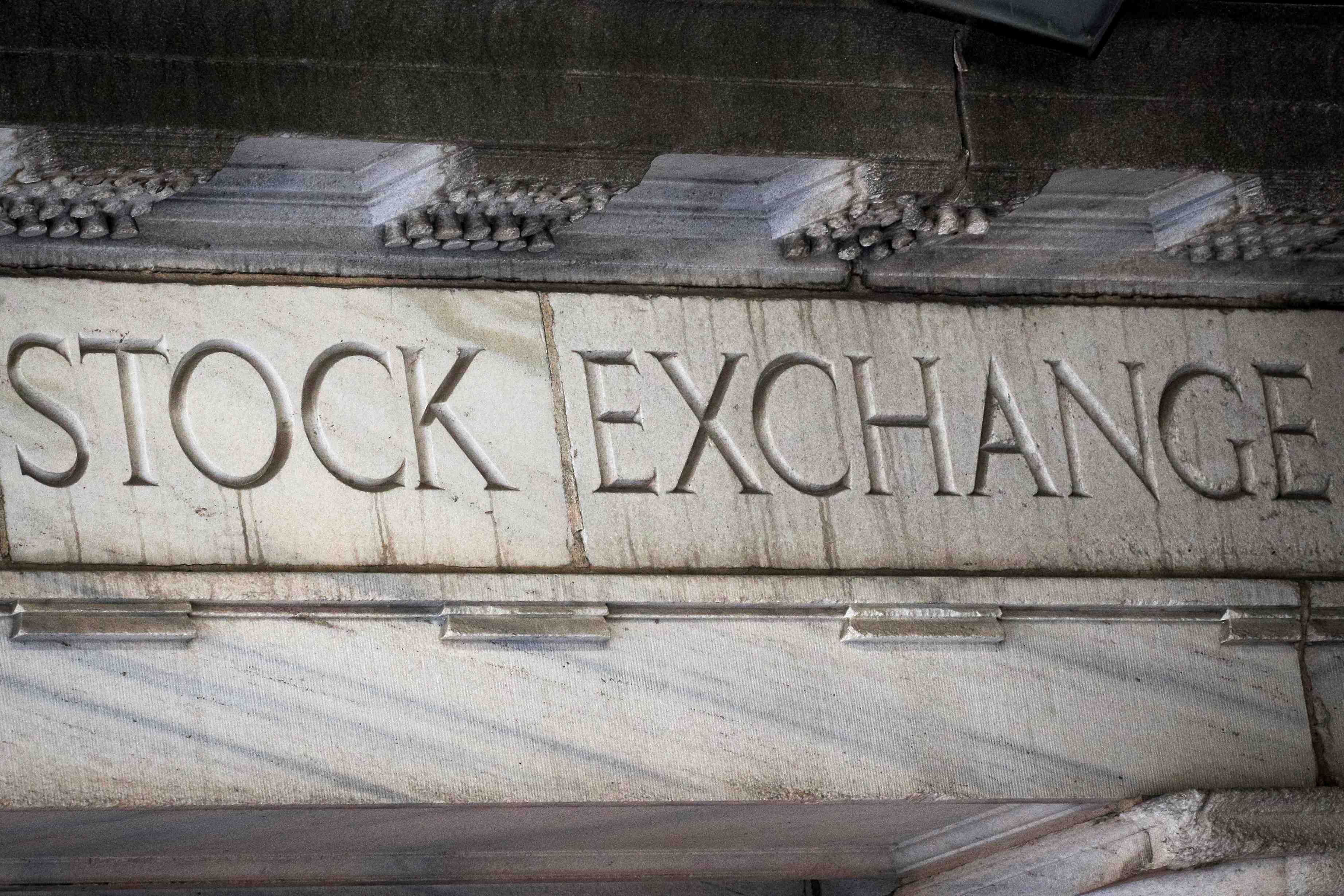 Wall street en ordre disperse a l'ouverture