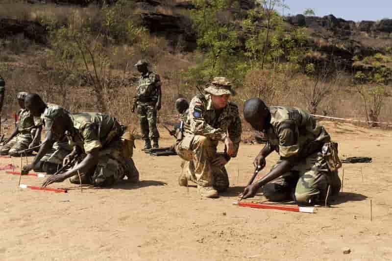 L'Allemagne va envoyer davantage de soldats que prévu au Mali