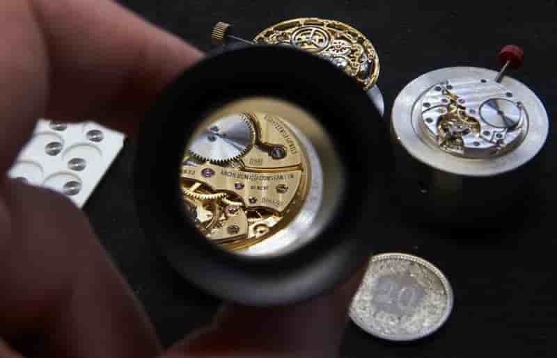 Richemont envisage des suppressions d'emplois en suisse